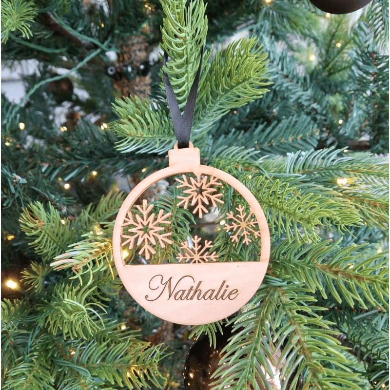 Houten kerstbal gepersonaliseerd met naam - Laserboertje