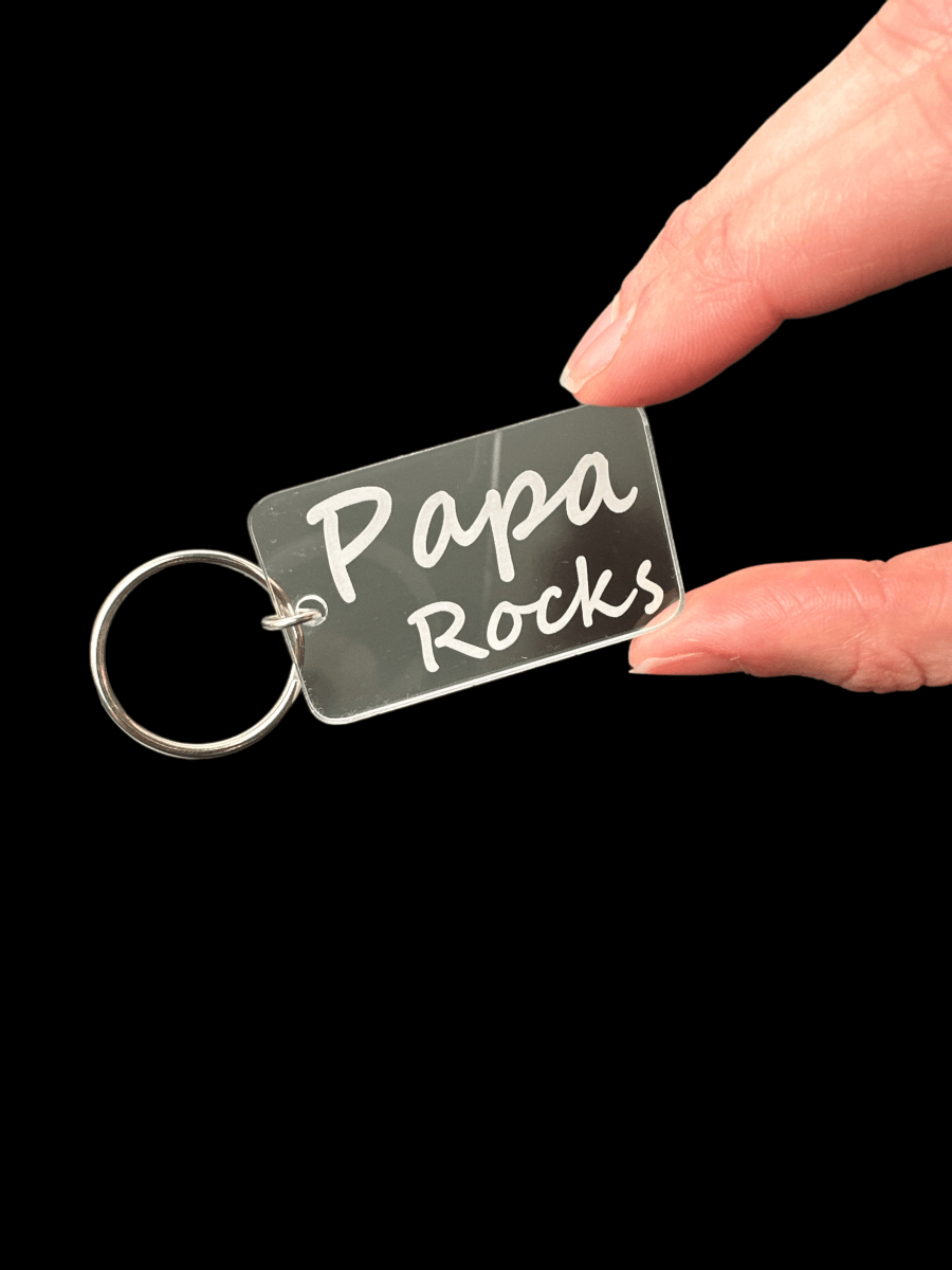 Papa rocks sleutelhanger houtlook of plexiglas - Laserboertje